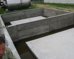 plastična tankvana